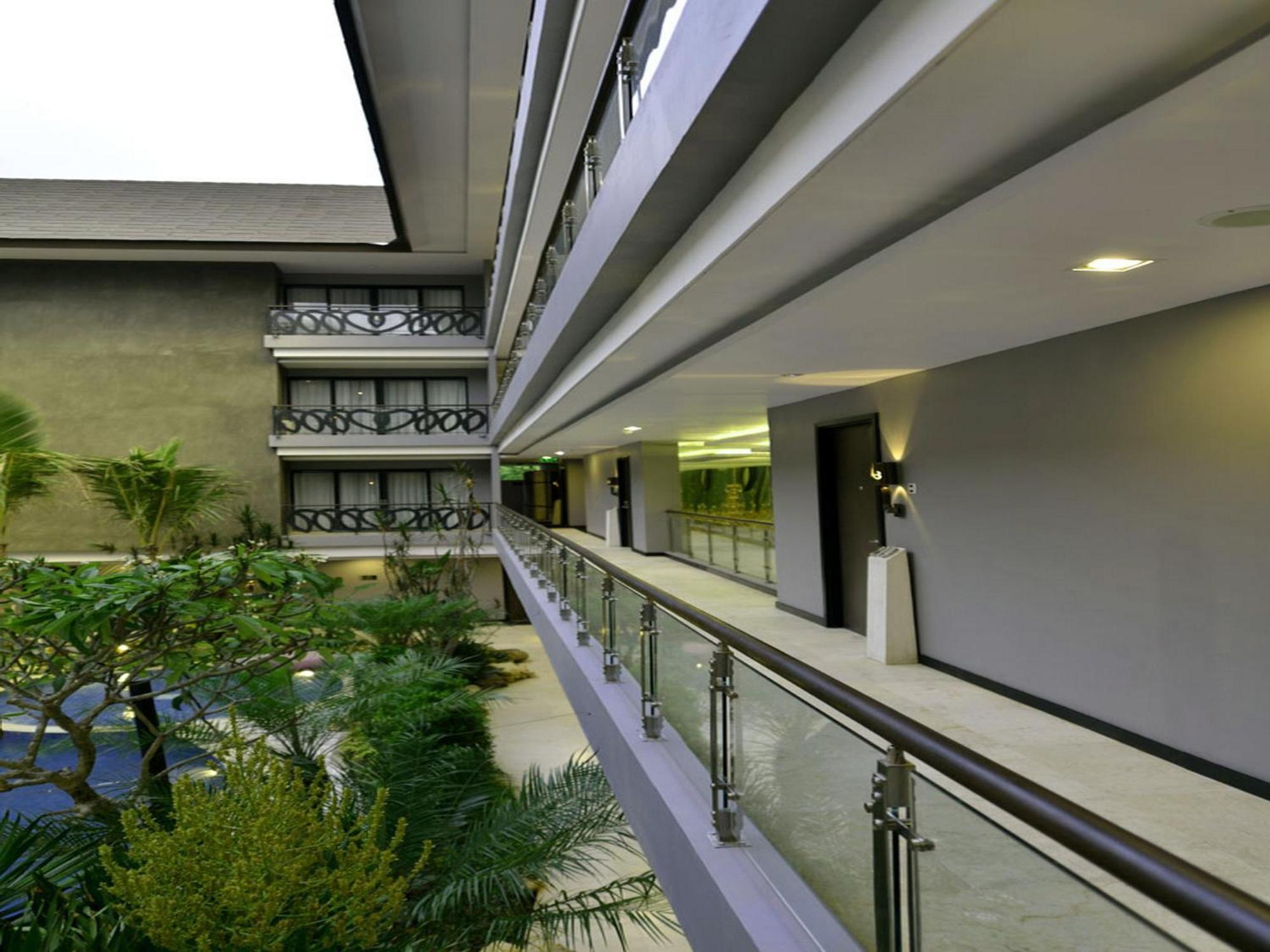 Amaroossa Suite Bali Nusa Dua  Ngoại thất bức ảnh
